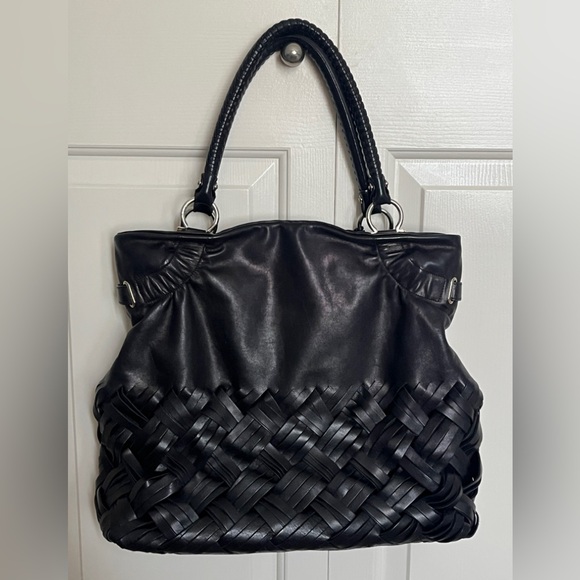 Beautiful Salvatore Ferragamo Leather Tote Bag - Picture 2 of 6